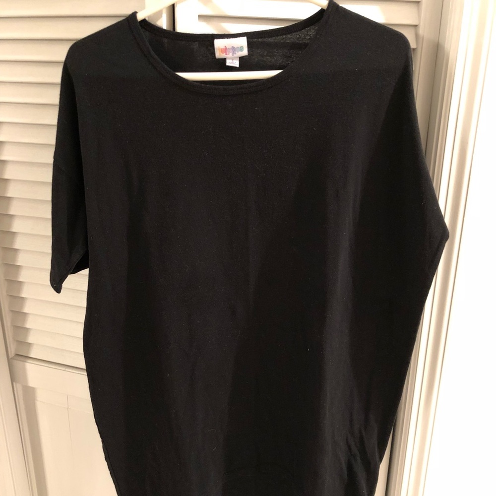 Small black LuLa Roe Irma